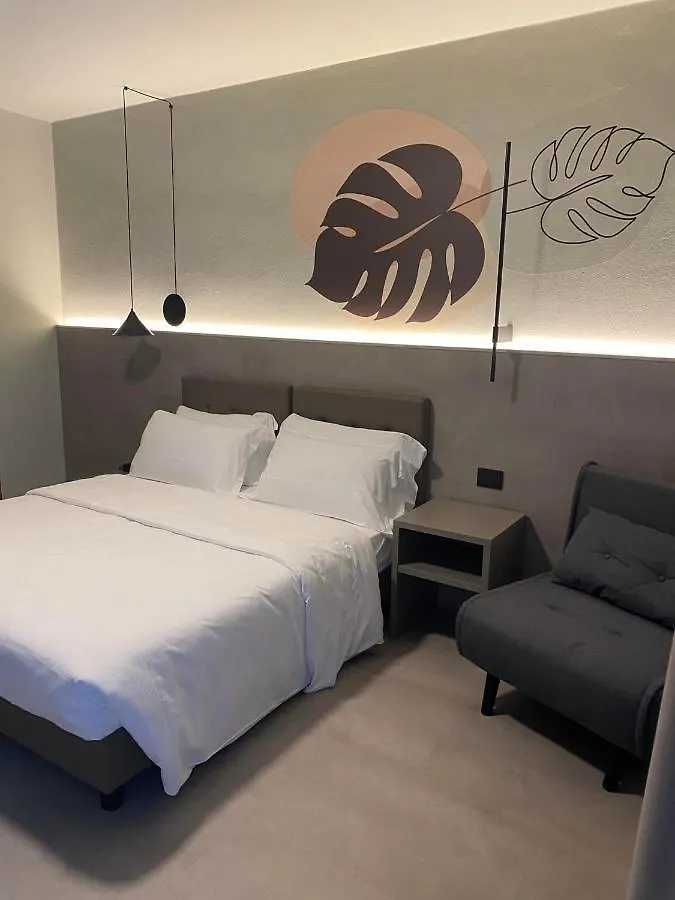 Hotel Lily 비비오네